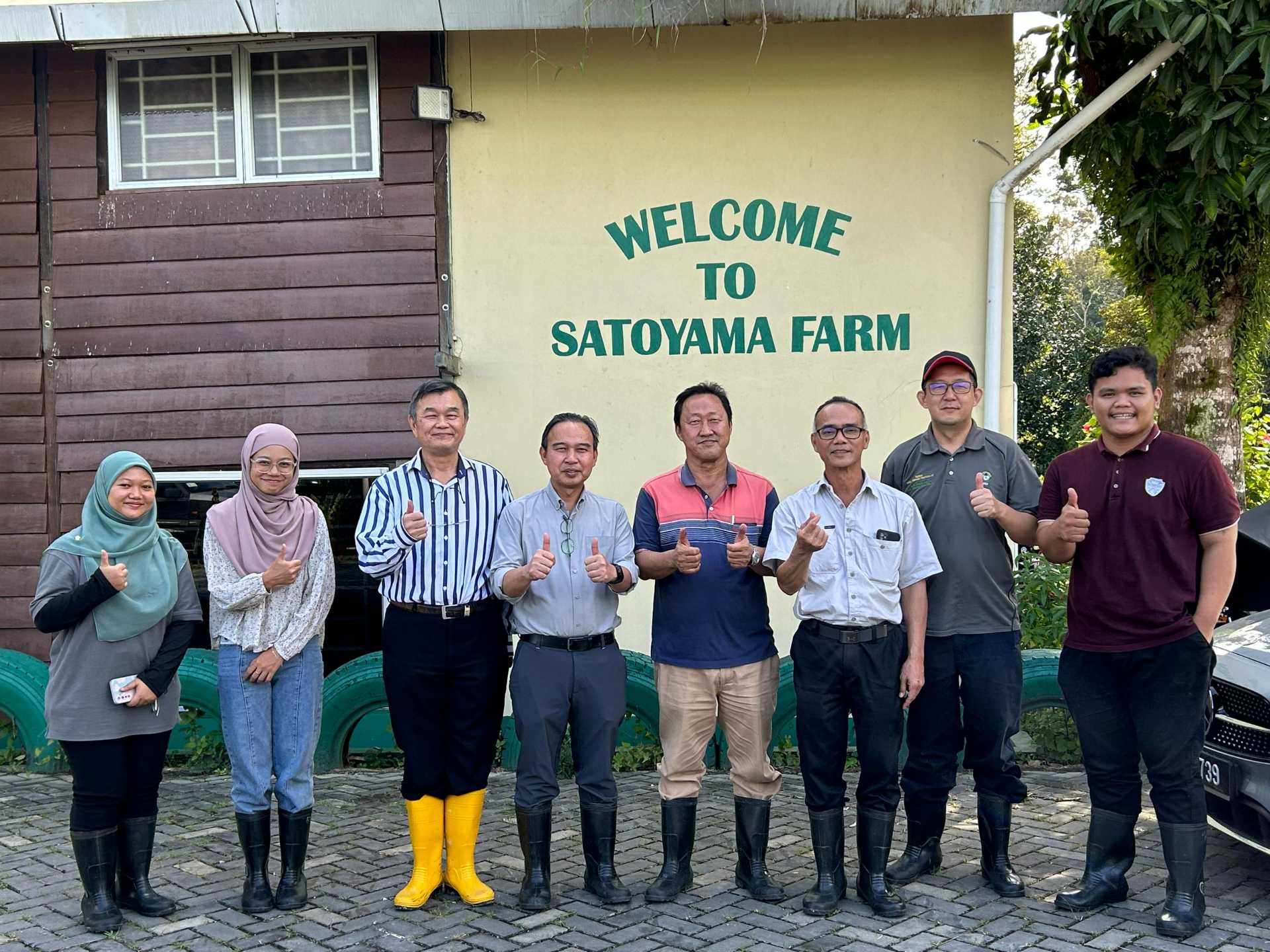 Visitors gathered during a Satoyama Farm tour